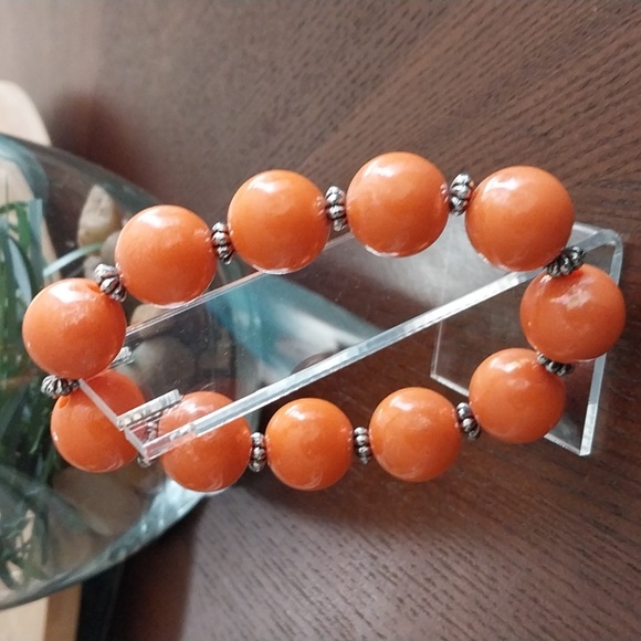 Large Orange Bead Bracelet - Picture 3 of 3